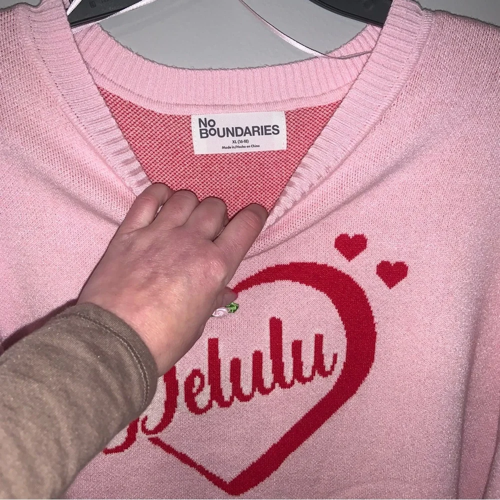 NWT PINK “DELULU” SWEATER SIZE XL - Picture 4 of 7